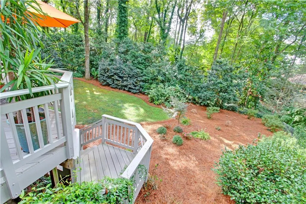 355 Franklin Road, Sandy Springs, Georgia 30342, 4 Bedrooms Bedrooms, ,3 BathroomsBathrooms,Residential,Sold,355 Franklin Road,6956818