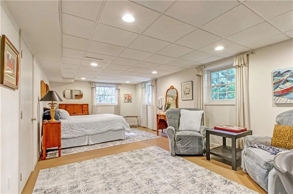 355 Franklin Road, Sandy Springs, Georgia 30342, 4 Bedrooms Bedrooms, ,3 BathroomsBathrooms,Residential,Sold,355 Franklin Road,6956818