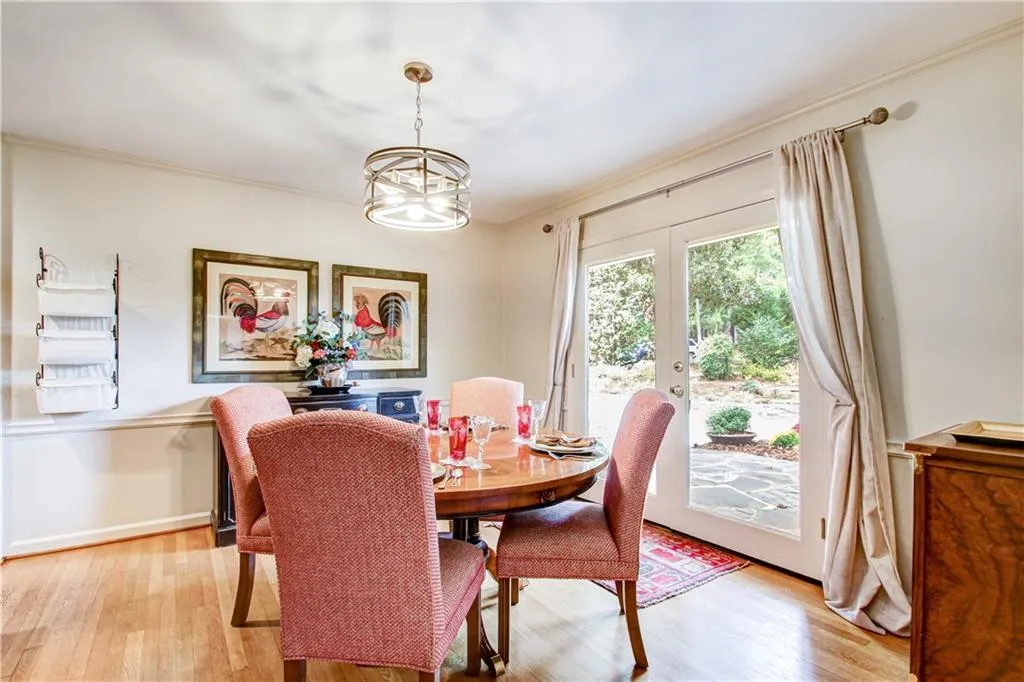 355 Franklin Road, Sandy Springs, Georgia 30342, 4 Bedrooms Bedrooms, ,3 BathroomsBathrooms,Residential,Sold,355 Franklin Road,6956818