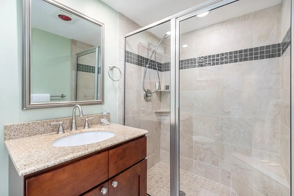 225 Abington Drive, Sandy Springs, Georgia 30328, 4 Bedrooms Bedrooms, ,3 BathroomsBathrooms,Residential,Sold,225 Abington Drive,6848990