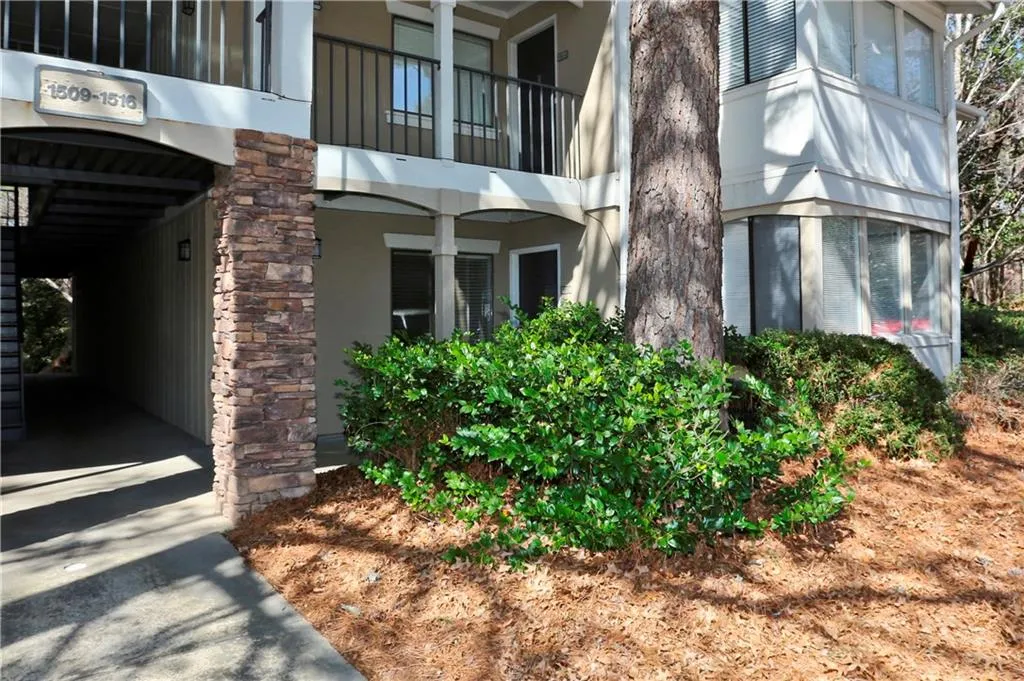 1510 Wingate Way, Sandy Springs, Georgia 30350, 2 Bedrooms Bedrooms, ,2 BathroomsBathrooms,Residential,Sold,1510 Wingate Way,5806423