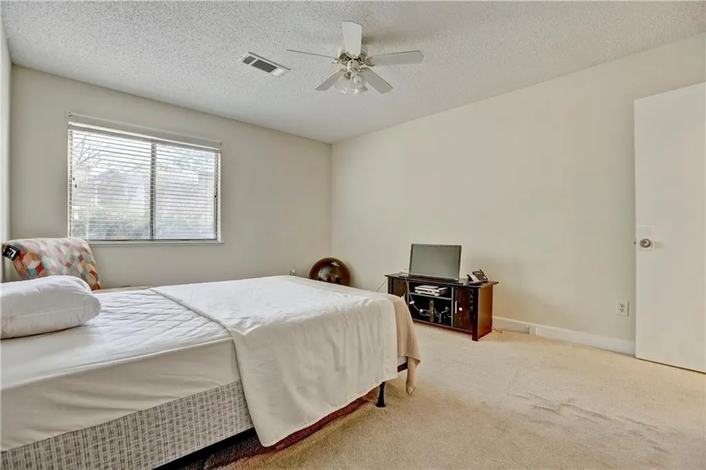 1510 Wingate Way, Sandy Springs, Georgia 30350, 2 Bedrooms Bedrooms, ,2 BathroomsBathrooms,Residential,Sold,1510 Wingate Way,5806423