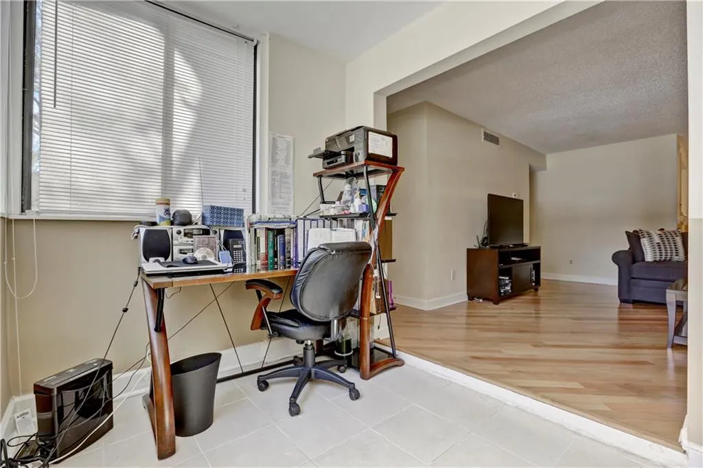1510 Wingate Way, Sandy Springs, Georgia 30350, 2 Bedrooms Bedrooms, ,2 BathroomsBathrooms,Residential,Sold,1510 Wingate Way,5806423