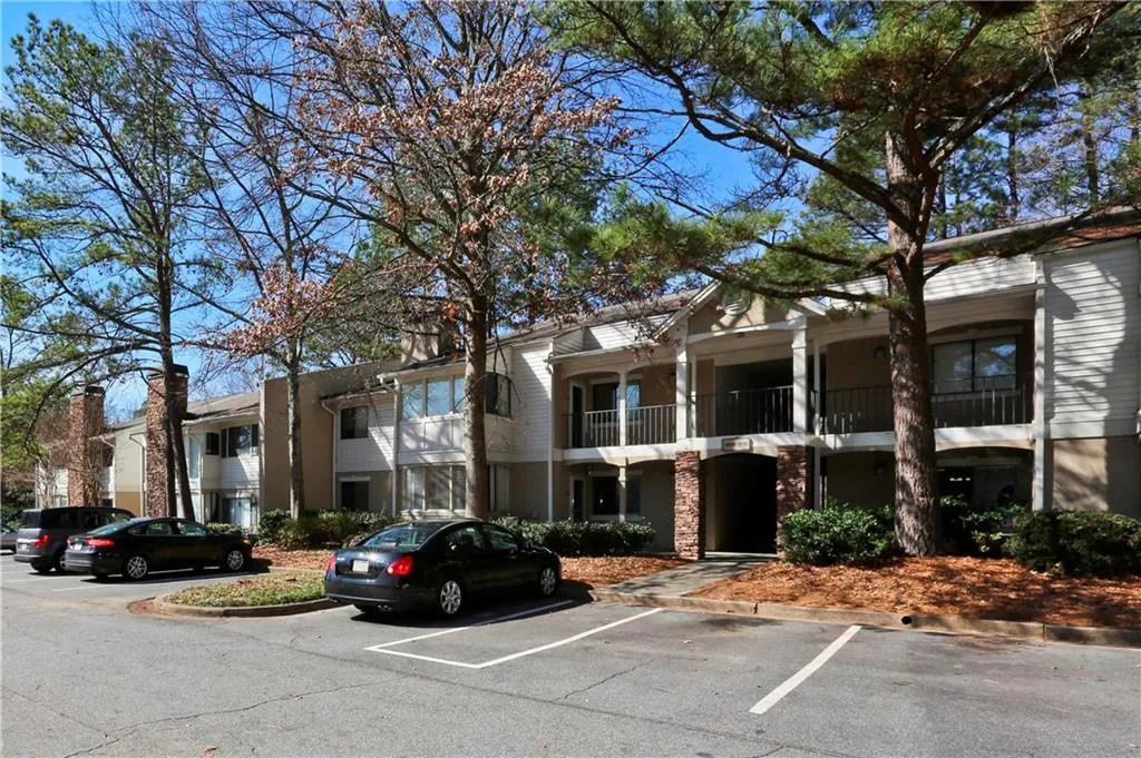 1510 Wingate Way, Sandy Springs, Georgia 30350, 2 Bedrooms Bedrooms, ,2 BathroomsBathrooms,Residential,Sold,1510 Wingate Way,5806423