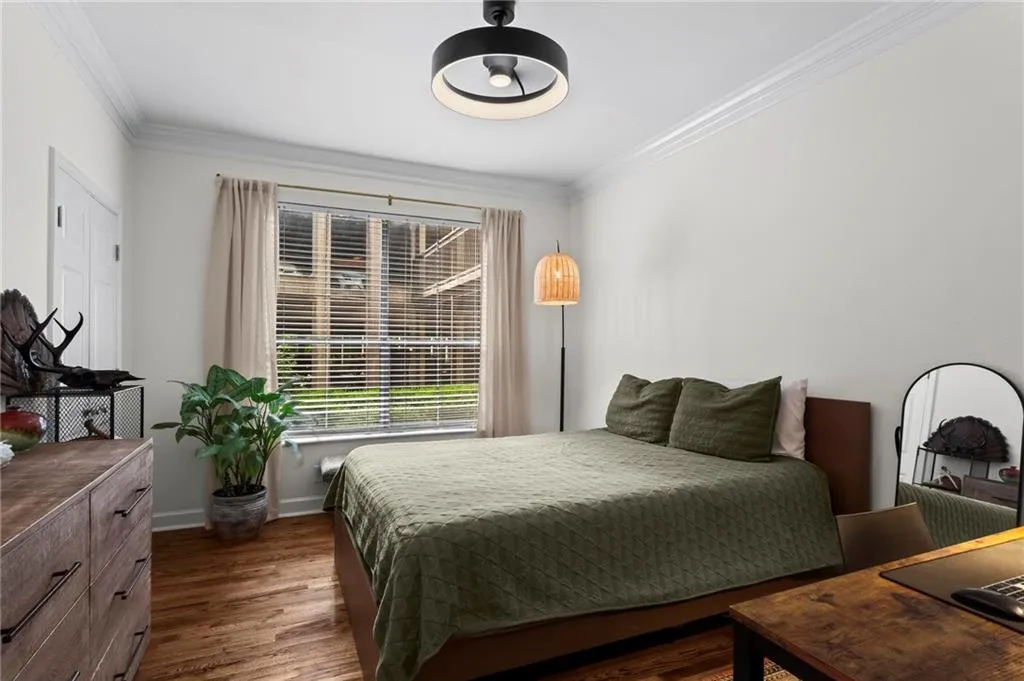 3777 Peachtree Road Ne Unit 1602, Brookhaven, Georgia 30319, 2 Bedrooms Bedrooms, ,2 BathroomsBathrooms,Residential,For Sale,3777 Peachtree Road Ne Unit 1602,7666028