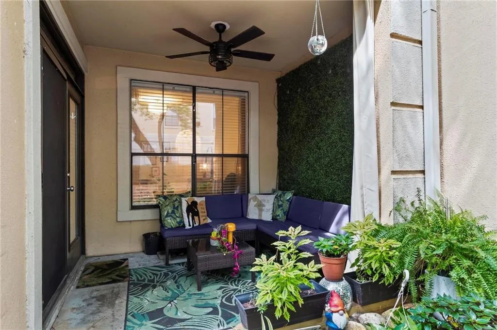 3777 Peachtree Road Ne Unit 1602, Brookhaven, Georgia 30319, 2 Bedrooms Bedrooms, ,2 BathroomsBathrooms,Residential,For Sale,3777 Peachtree Road Ne Unit 1602,7666028