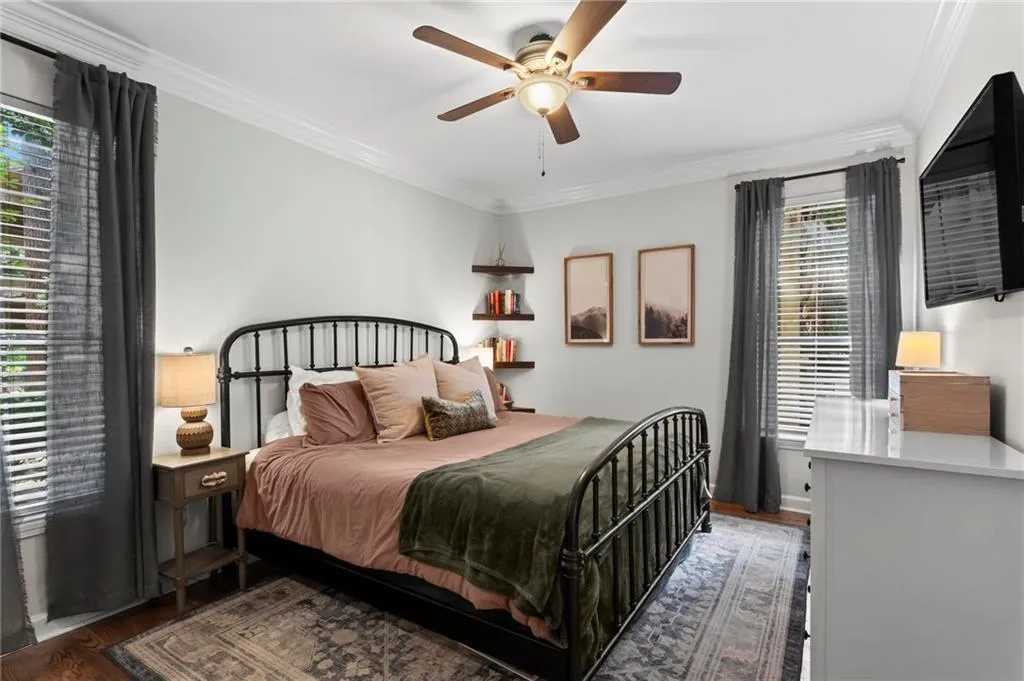 3777 Peachtree Road Ne Unit 1602, Brookhaven, Georgia 30319, 2 Bedrooms Bedrooms, ,2 BathroomsBathrooms,Residential,For Sale,3777 Peachtree Road Ne Unit 1602,7666028