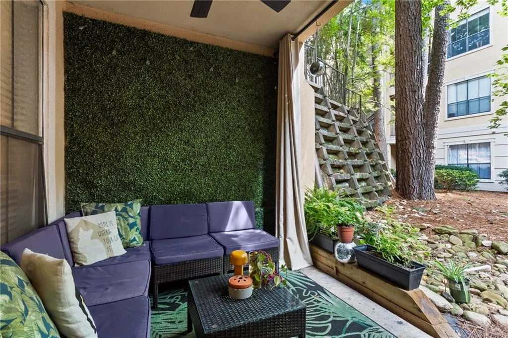 3777 Peachtree Road Ne Unit 1602, Brookhaven, Georgia 30319, 2 Bedrooms Bedrooms, ,2 BathroomsBathrooms,Residential,For Sale,3777 Peachtree Road Ne Unit 1602,7666028