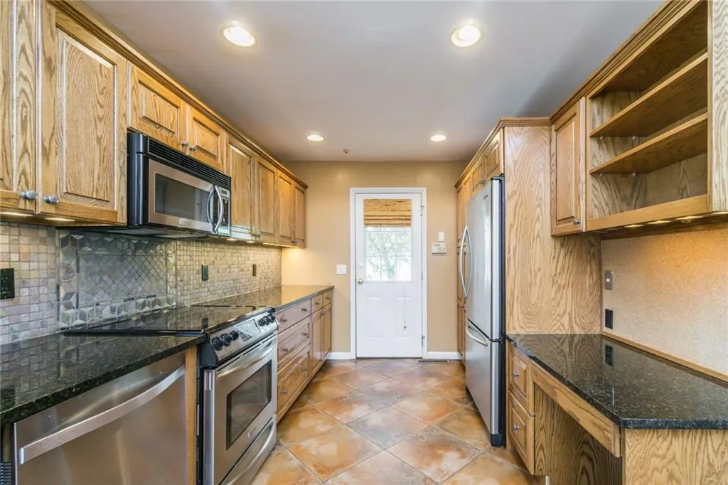 6311 Hunting Creek Road Ne, Sandy Springs, Georgia 30328, 4 Bedrooms Bedrooms, ,3 BathroomsBathrooms,Residential,Sold,6311 Hunting Creek Road Ne,5974608 6311 Hunting Creek Road Ne, Sandy Springs, Georgia 30328, 4 Bedrooms Bedrooms, ,3 BathroomsBathrooms,Residential,Sold,6311 Hunting Creek Road Ne,5974608