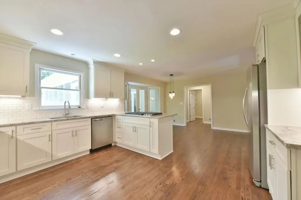 520 Cutwater Trail, Sandy Springs, Georgia 30328, 5 Bedrooms Bedrooms, ,4 BathroomsBathrooms,Residential,Sold,520 Cutwater Trail,5999609