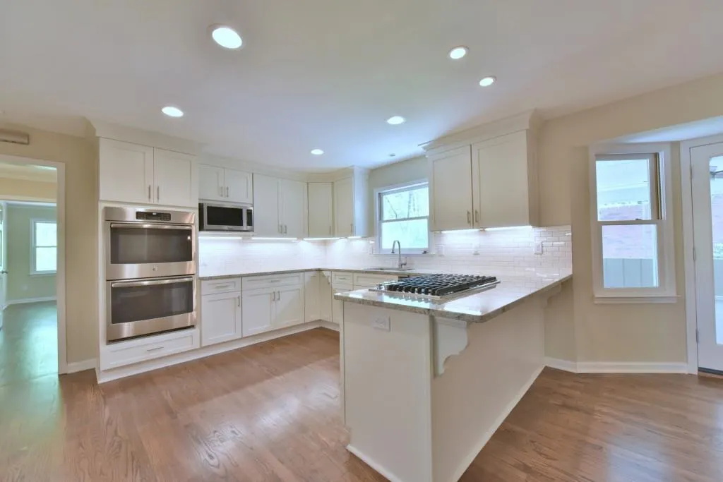 520 Cutwater Trail, Sandy Springs, Georgia 30328, 5 Bedrooms Bedrooms, ,4 BathroomsBathrooms,Residential,Sold,520 Cutwater Trail,5999609