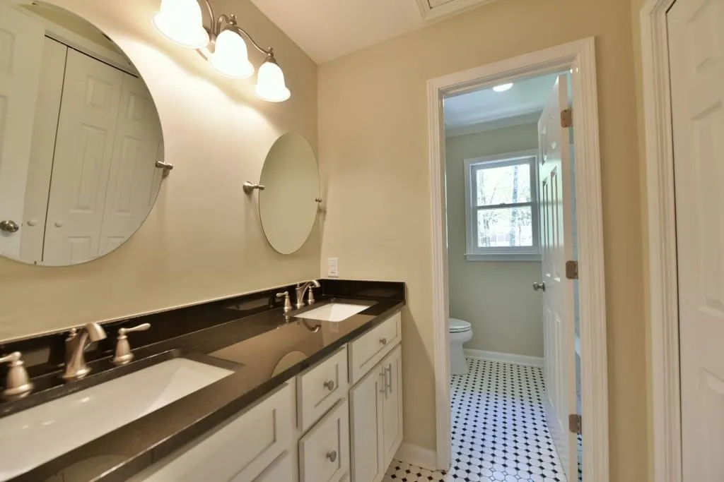 520 Cutwater Trail, Sandy Springs, Georgia 30328, 5 Bedrooms Bedrooms, ,4 BathroomsBathrooms,Residential,Sold,520 Cutwater Trail,5999609