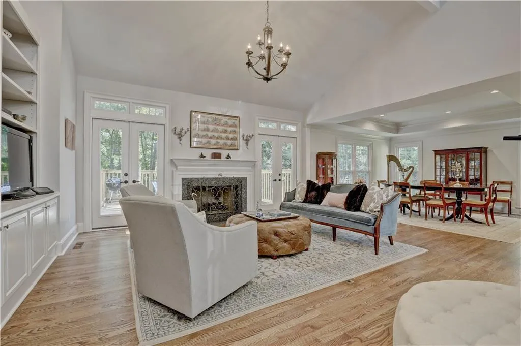 145 Belmont Trace, Sandy Springs, Georgia 30328, 3 Bedrooms Bedrooms, ,2 BathroomsBathrooms,Residential,Sold,145 Belmont Trace,5878927