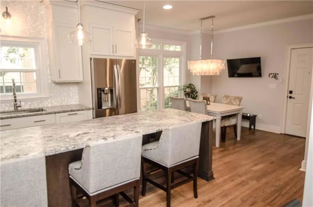 145 Belmont Trace, Sandy Springs, Georgia 30328, 3 Bedrooms Bedrooms, ,2 BathroomsBathrooms,Residential,Sold,145 Belmont Trace,5878927