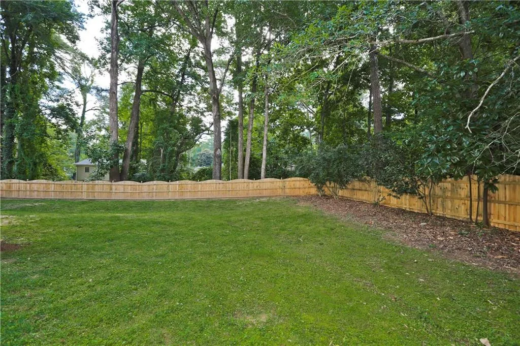 145 Belmont Trace, Sandy Springs, Georgia 30328, 3 Bedrooms Bedrooms, ,2 BathroomsBathrooms,Residential,Sold,145 Belmont Trace,5878927