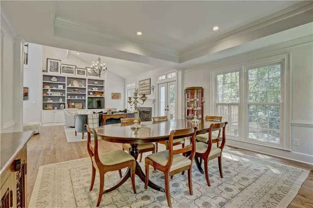 145 Belmont Trace, Sandy Springs, Georgia 30328, 3 Bedrooms Bedrooms, ,2 BathroomsBathrooms,Residential,Sold,145 Belmont Trace,5878927