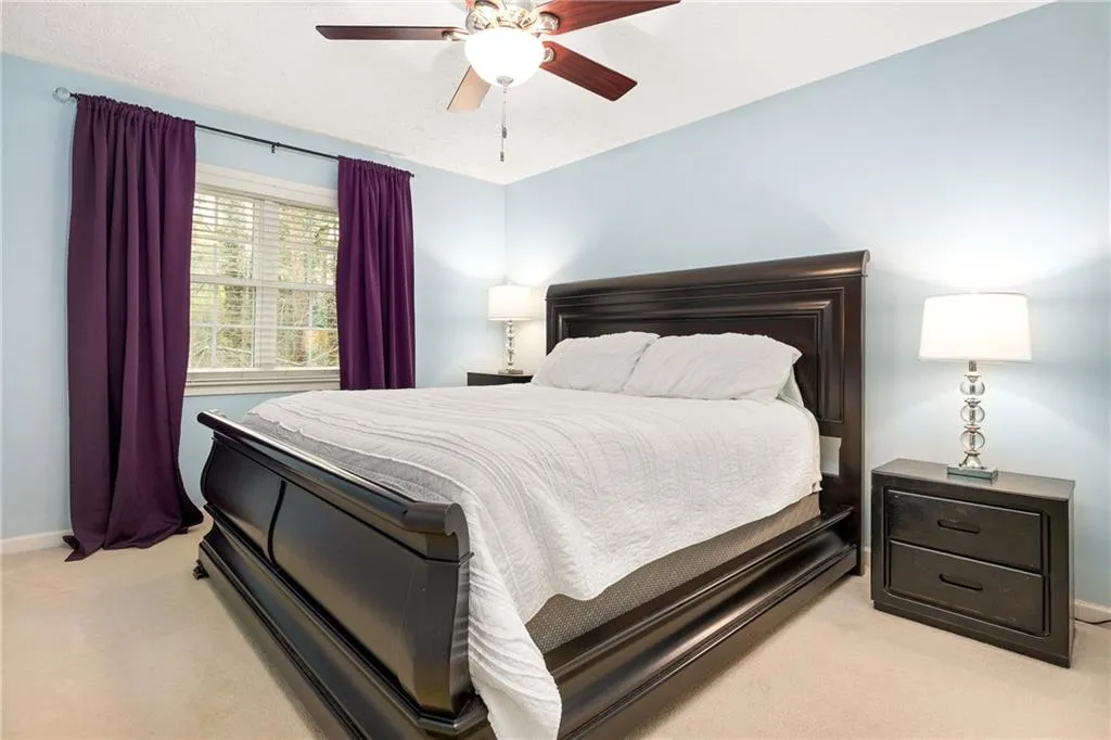 6800 Glenridge Drive Unit 6820e, Atlanta, Georgia 30328, 2 Bedrooms Bedrooms, ,2 BathroomsBathrooms,Residential,Sold,6800 Glenridge Drive Unit 6820e,7017121