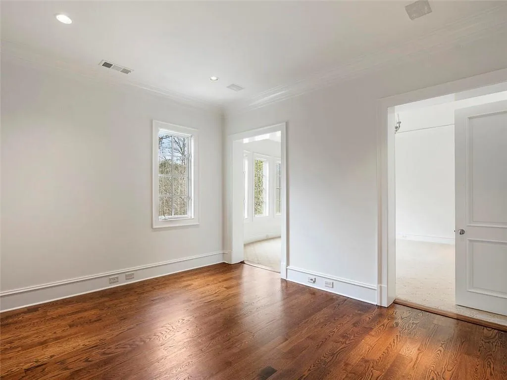 5540 Lake Island Drive, Sandy Springs, Georgia 30327, 6 Bedrooms Bedrooms, ,7 BathroomsBathrooms,Residential,Sold,5540 Lake Island Drive,6988119