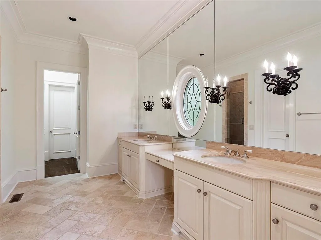 5540 Lake Island Drive, Sandy Springs, Georgia 30327, 6 Bedrooms Bedrooms, ,7 BathroomsBathrooms,Residential,Sold,5540 Lake Island Drive,6988119