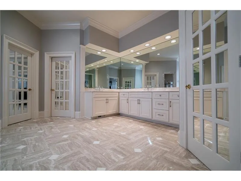 420 Windship Place, Sandy Springs, Georgia 30327, 6 Bedrooms Bedrooms, ,6 BathroomsBathrooms,Residential,Sold,420 Windship Place,6116937