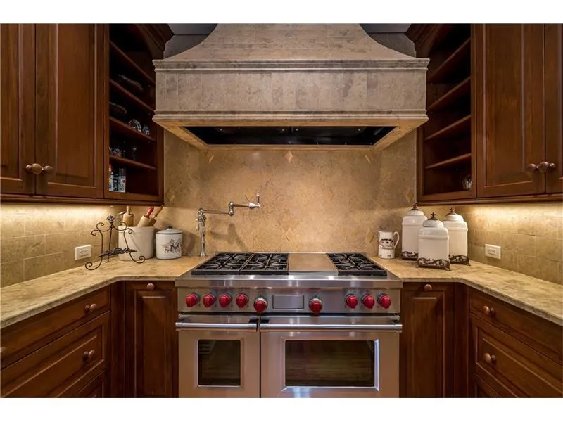 420 Windship Place, Sandy Springs, Georgia 30327, 6 Bedrooms Bedrooms, ,6 BathroomsBathrooms,Residential,Sold,420 Windship Place,6116937