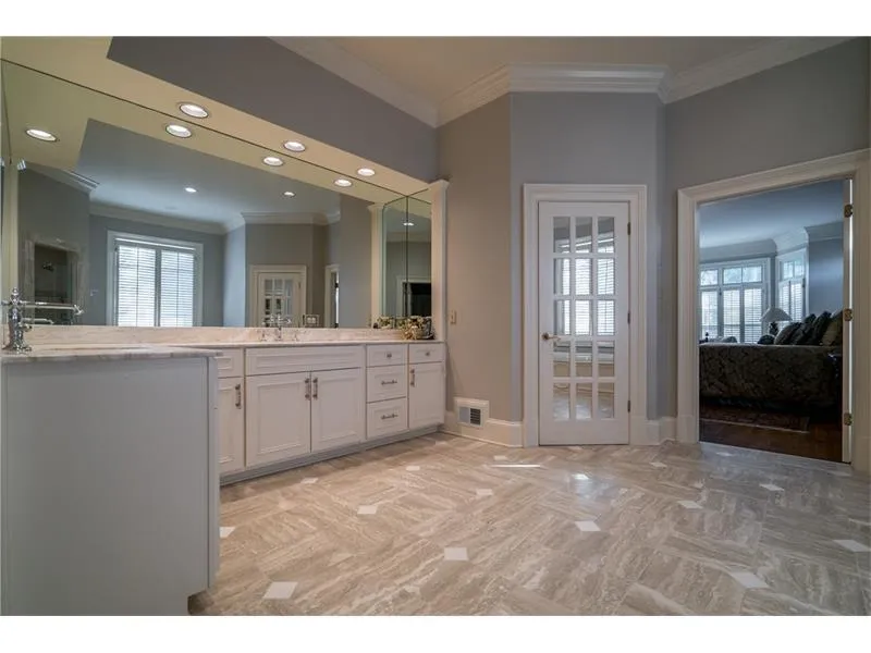 420 Windship Place, Sandy Springs, Georgia 30327, 6 Bedrooms Bedrooms, ,6 BathroomsBathrooms,Residential,Sold,420 Windship Place,6116937