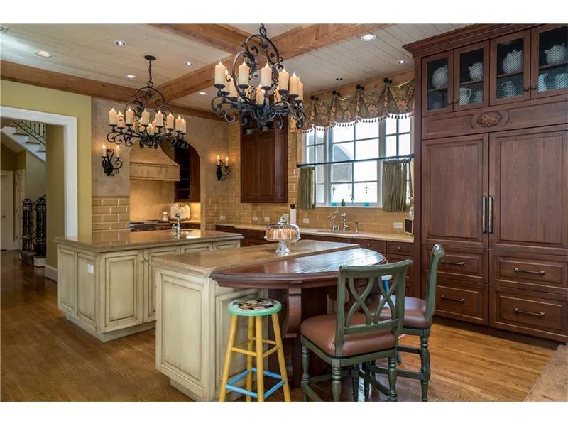 420 Windship Place, Sandy Springs, Georgia 30327, 6 Bedrooms Bedrooms, ,6 BathroomsBathrooms,Residential,Sold,420 Windship Place,6116937