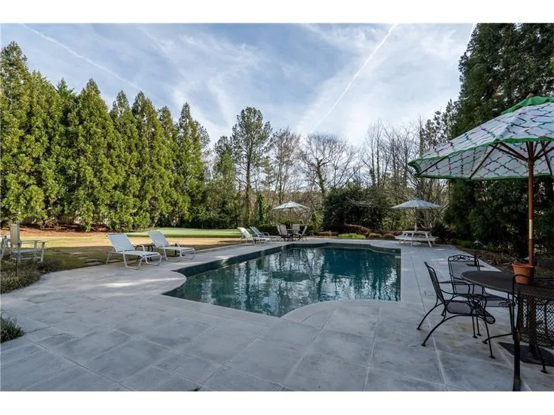 420 Windship Place, Sandy Springs, Georgia 30327, 6 Bedrooms Bedrooms, ,6 BathroomsBathrooms,Residential,Sold,420 Windship Place,6116937