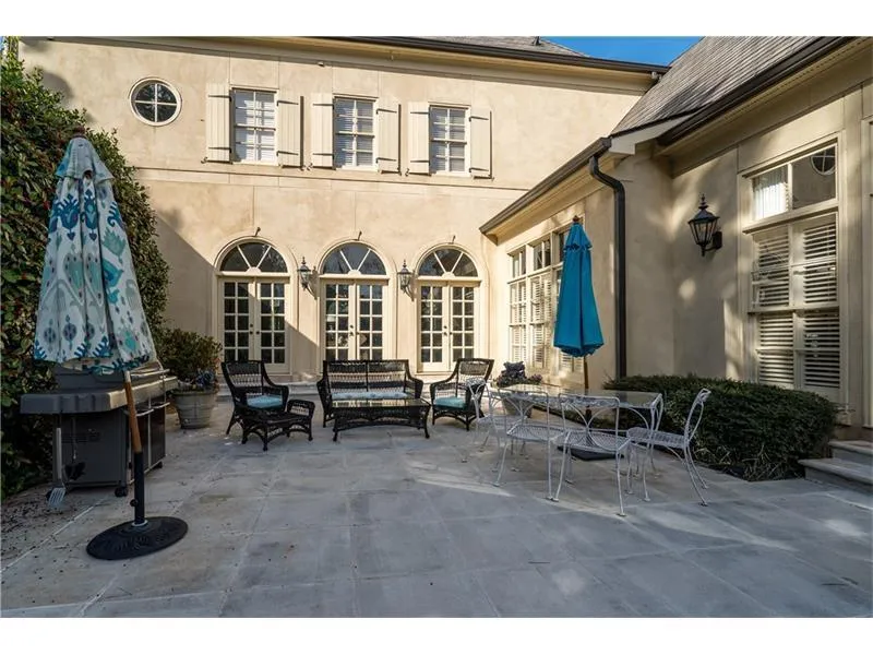 420 Windship Place, Sandy Springs, Georgia 30327, 6 Bedrooms Bedrooms, ,6 BathroomsBathrooms,Residential,Sold,420 Windship Place,6116937