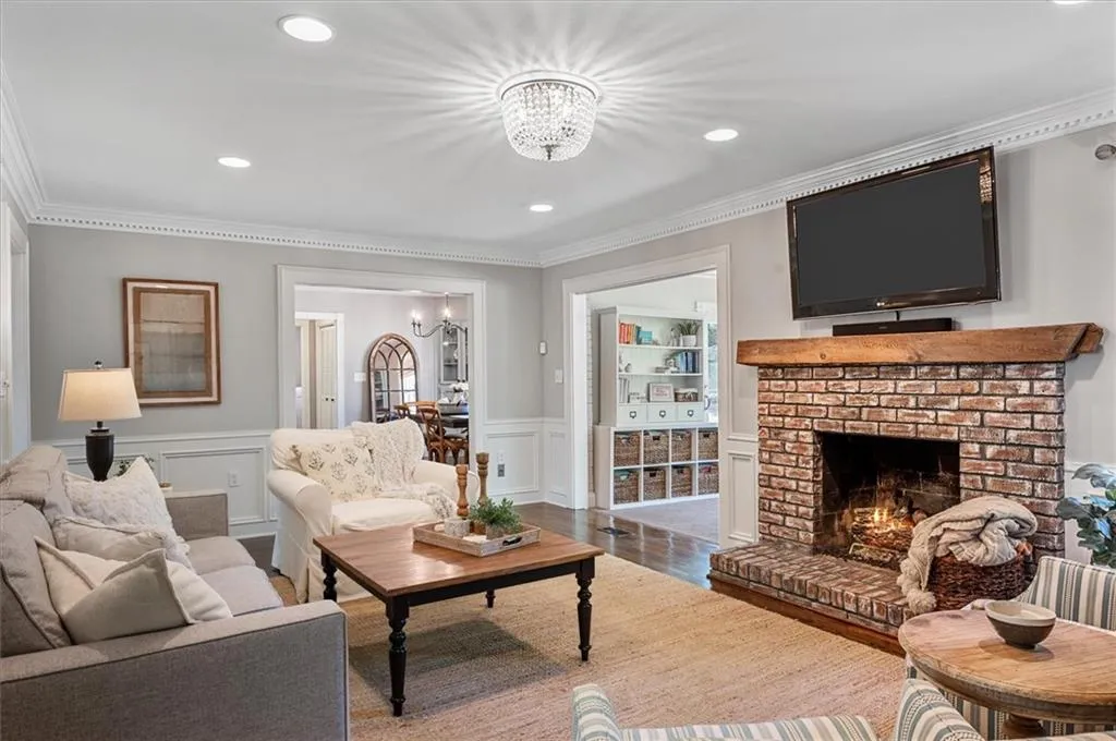 7525 Ball Mill Road, Sandy Springs, Georgia 30350, 5 Bedrooms Bedrooms, ,4 BathroomsBathrooms,Residential,Sold,7525 Ball Mill Road,7033918