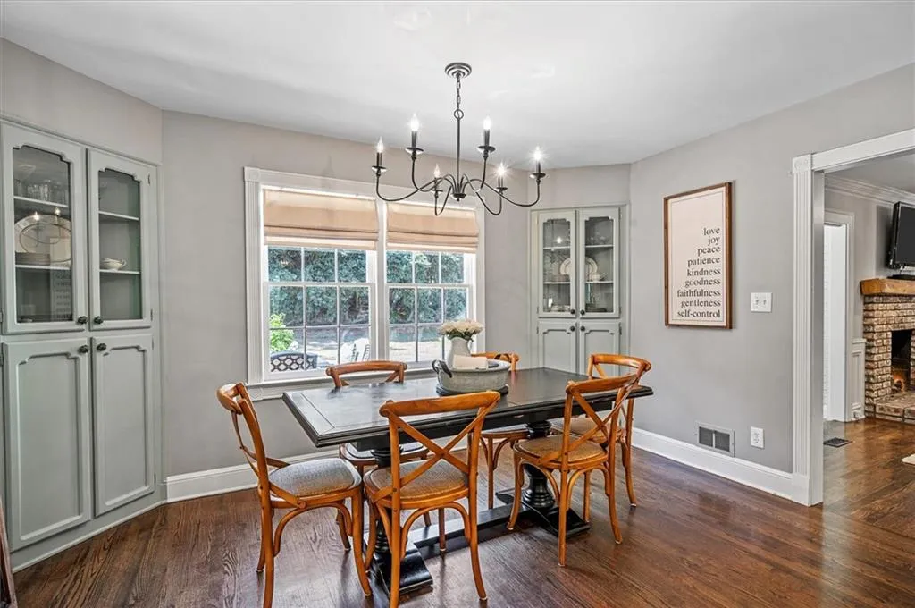 7525 Ball Mill Road, Sandy Springs, Georgia 30350, 5 Bedrooms Bedrooms, ,4 BathroomsBathrooms,Residential,Sold,7525 Ball Mill Road,7033918