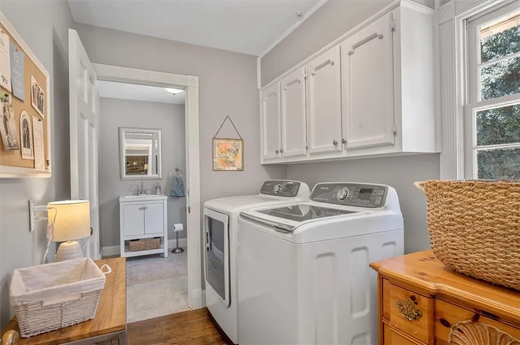 7525 Ball Mill Road, Sandy Springs, Georgia 30350, 5 Bedrooms Bedrooms, ,4 BathroomsBathrooms,Residential,Sold,7525 Ball Mill Road,7033918