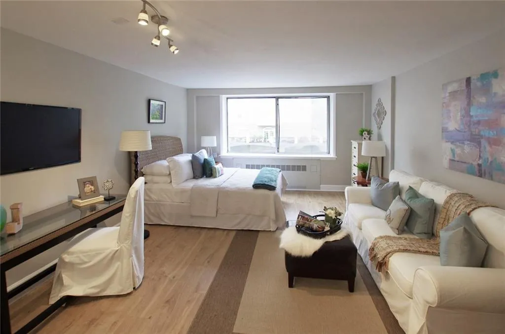 2479 Peachtree Road Ne Unit 211, Atlanta, Georgia 30305, 1 Bedroom Bedrooms, ,1 BathroomBathrooms,Residential,Sold,2479 Peachtree Road Ne Unit 211,6943446