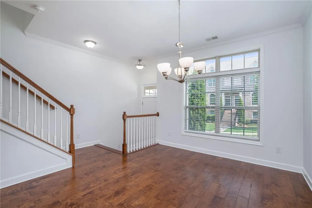 7485 Highland Bluff, Sandy Springs, Georgia 30328, 3 Bedrooms Bedrooms, ,3 BathroomsBathrooms,Residential,Sold,7485 Highland Bluff,7081497