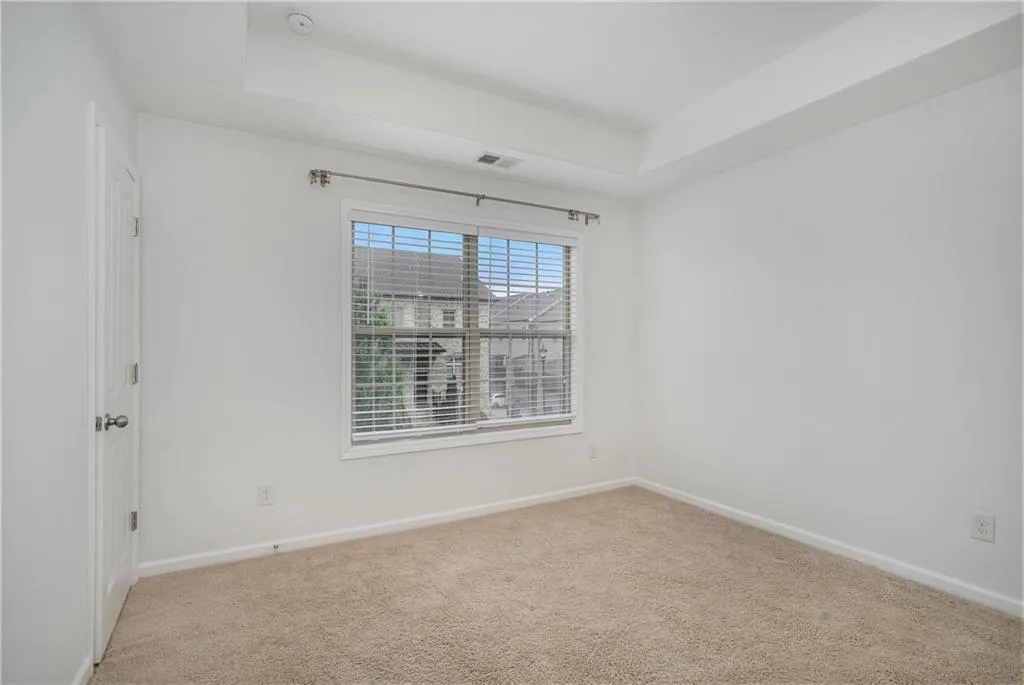 7485 Highland Bluff, Sandy Springs, Georgia 30328, 3 Bedrooms Bedrooms, ,3 BathroomsBathrooms,Residential,Sold,7485 Highland Bluff,7081497