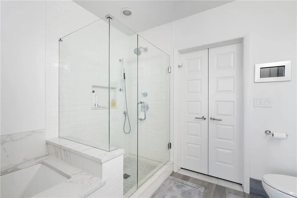 1080 Peachtree Street Ne Unit 1610, Atlanta, Georgia 30309, 2 Bedrooms Bedrooms, ,2 BathroomsBathrooms,Residential,For Sale,1080 Peachtree Street Ne Unit 1610,7545881