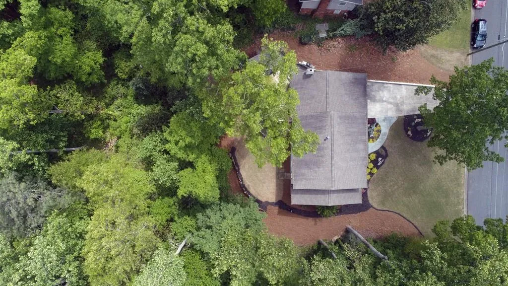 6565 Williamson Drive, Atlanta, Georgia 30328, 5 Bedrooms Bedrooms, ,4 BathroomsBathrooms,Residential,Sold,6565 Williamson Drive,6717693