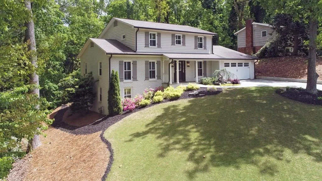 6565 Williamson Drive, Atlanta, Georgia 30328, 5 Bedrooms Bedrooms, ,4 BathroomsBathrooms,Residential,Sold,6565 Williamson Drive,6717693