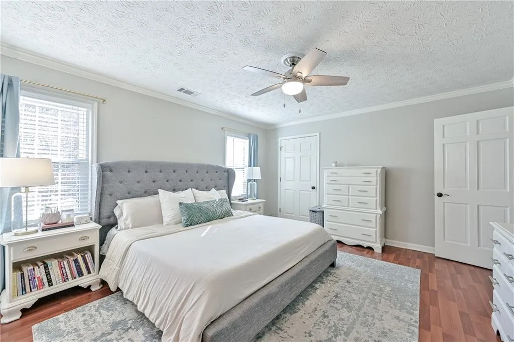 7910 Briar Villa Place, Sandy Springs, Georgia 30350, 3 Bedrooms Bedrooms, ,2 BathroomsBathrooms,Residential,Sold,7910 Briar Villa Place,6985734