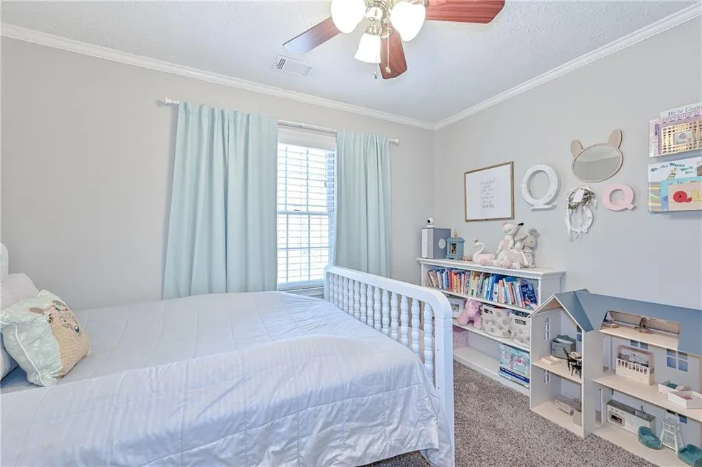 7910 Briar Villa Place, Sandy Springs, Georgia 30350, 3 Bedrooms Bedrooms, ,2 BathroomsBathrooms,Residential,Sold,7910 Briar Villa Place,6985734