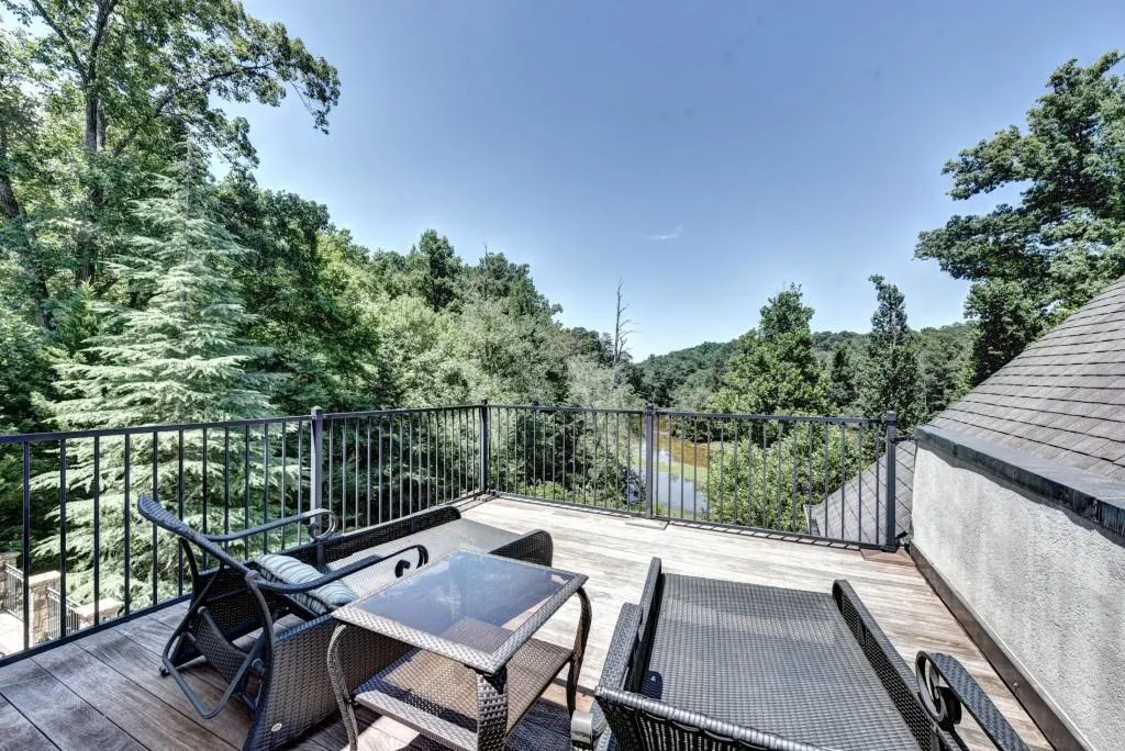 21 Ball Mill Place, Atlanta, Georgia 30350, 6 Bedrooms Bedrooms, ,6 BathroomsBathrooms,Residential,Sold,21 Ball Mill Place,5871501