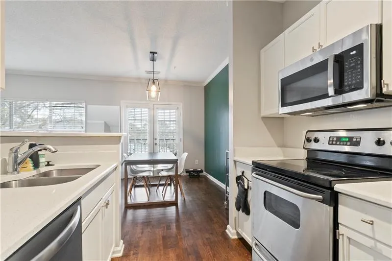 1150 Collier Road Nw Unit 3p, Atlanta, Georgia 30318, 2 Bedrooms Bedrooms, 0 ,2 BathroomsBathrooms,Residential,For Sale,1150 Collier Road Nw Unit 3p,7748709