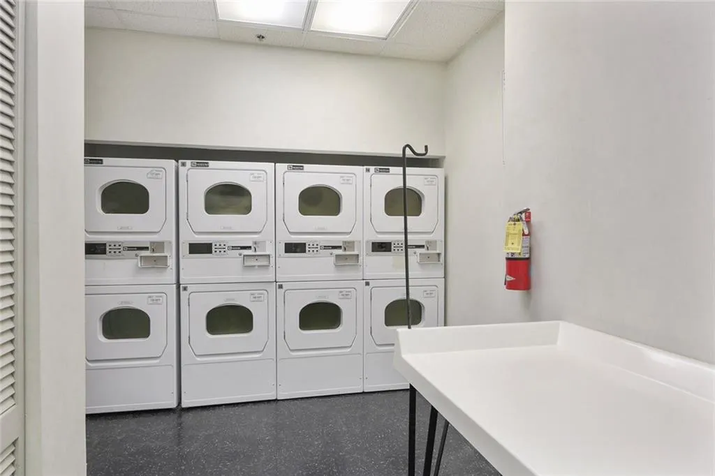 795 Hammond Drive Unit 705, Atlanta, Georgia 30328, 1 Bedroom Bedrooms, ,1 BathroomBathrooms,Residential,Sold,795 Hammond Drive Unit 705,6747289