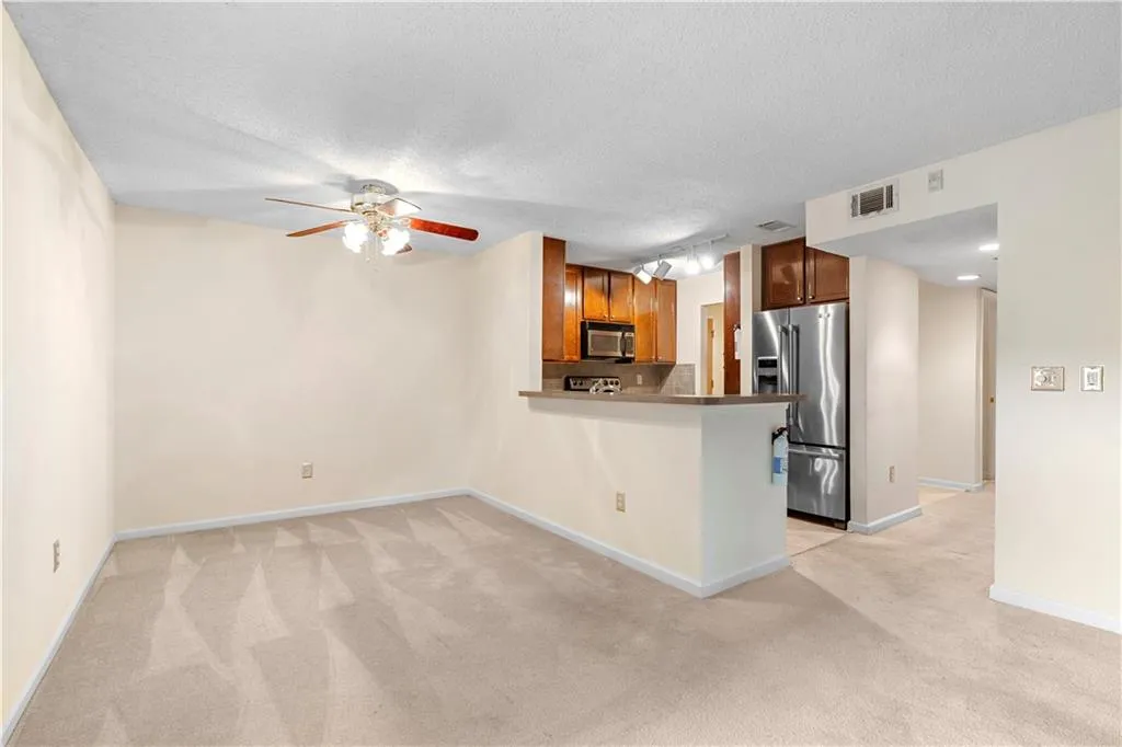 3650 Ashford Dunwoody Road Ne Unit 728, Atlanta, Georgia 30319, 2 Bedrooms Bedrooms, ,1 BathroomBathrooms,Residential,For Sale,3650 Ashford Dunwoody Road Ne Unit 728,7630781