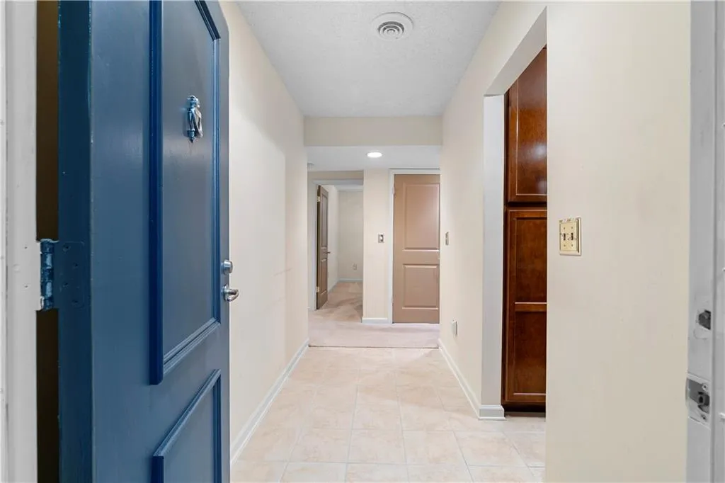 3650 Ashford Dunwoody Road Ne Unit 728, Atlanta, Georgia 30319, 2 Bedrooms Bedrooms, ,1 BathroomBathrooms,Residential,For Sale,3650 Ashford Dunwoody Road Ne Unit 728,7630781