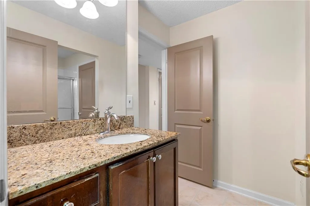 3650 Ashford Dunwoody Road Ne Unit 728, Atlanta, Georgia 30319, 2 Bedrooms Bedrooms, ,1 BathroomBathrooms,Residential,For Sale,3650 Ashford Dunwoody Road Ne Unit 728,7630781