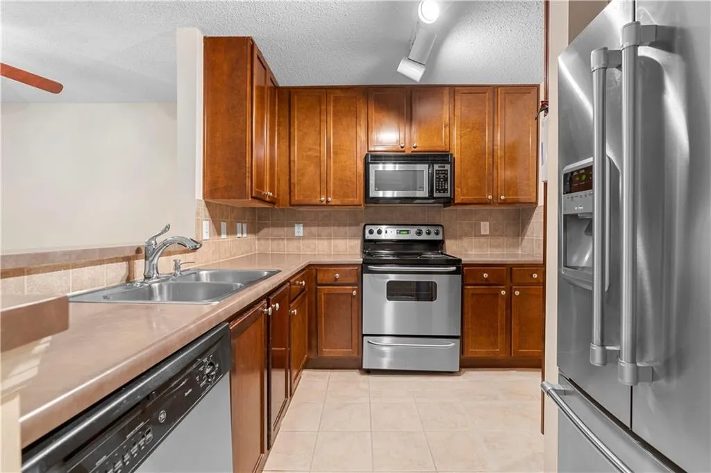 3650 Ashford Dunwoody Road Ne Unit 728, Atlanta, Georgia 30319, 2 Bedrooms Bedrooms, ,1 BathroomBathrooms,Residential,For Sale,3650 Ashford Dunwoody Road Ne Unit 728,7630781