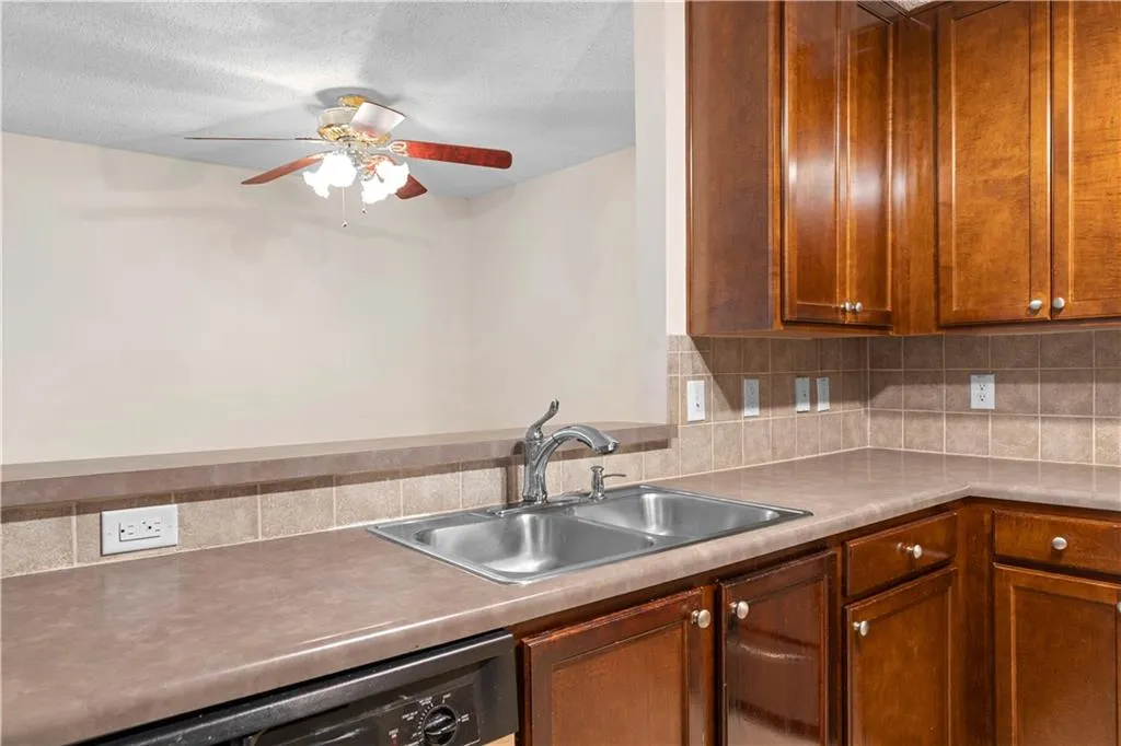 3650 Ashford Dunwoody Road Ne Unit 728, Atlanta, Georgia 30319, 2 Bedrooms Bedrooms, ,1 BathroomBathrooms,Residential,For Sale,3650 Ashford Dunwoody Road Ne Unit 728,7630781