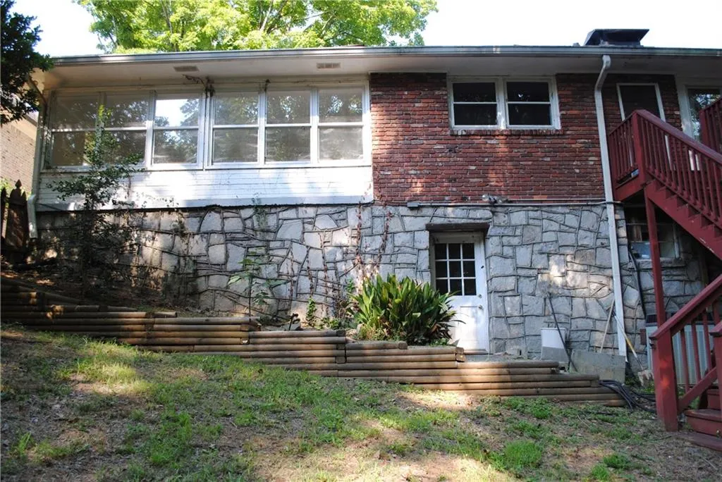 Base of home is granite -- likely from the quarry along Lake Forrest