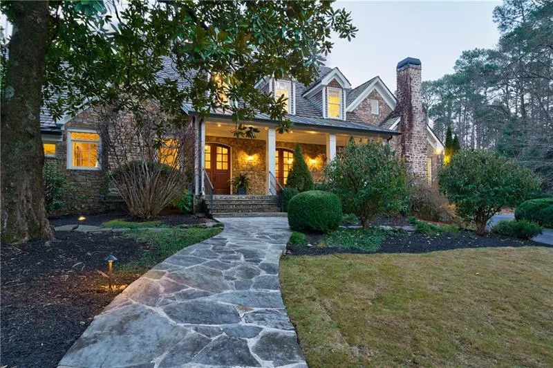 5855 Northside Drive, Sandy Springs, Georgia 30328, 6 Bedrooms Bedrooms, ,7 BathroomsBathrooms,Residential,Sold,5855 Northside Drive,7021741